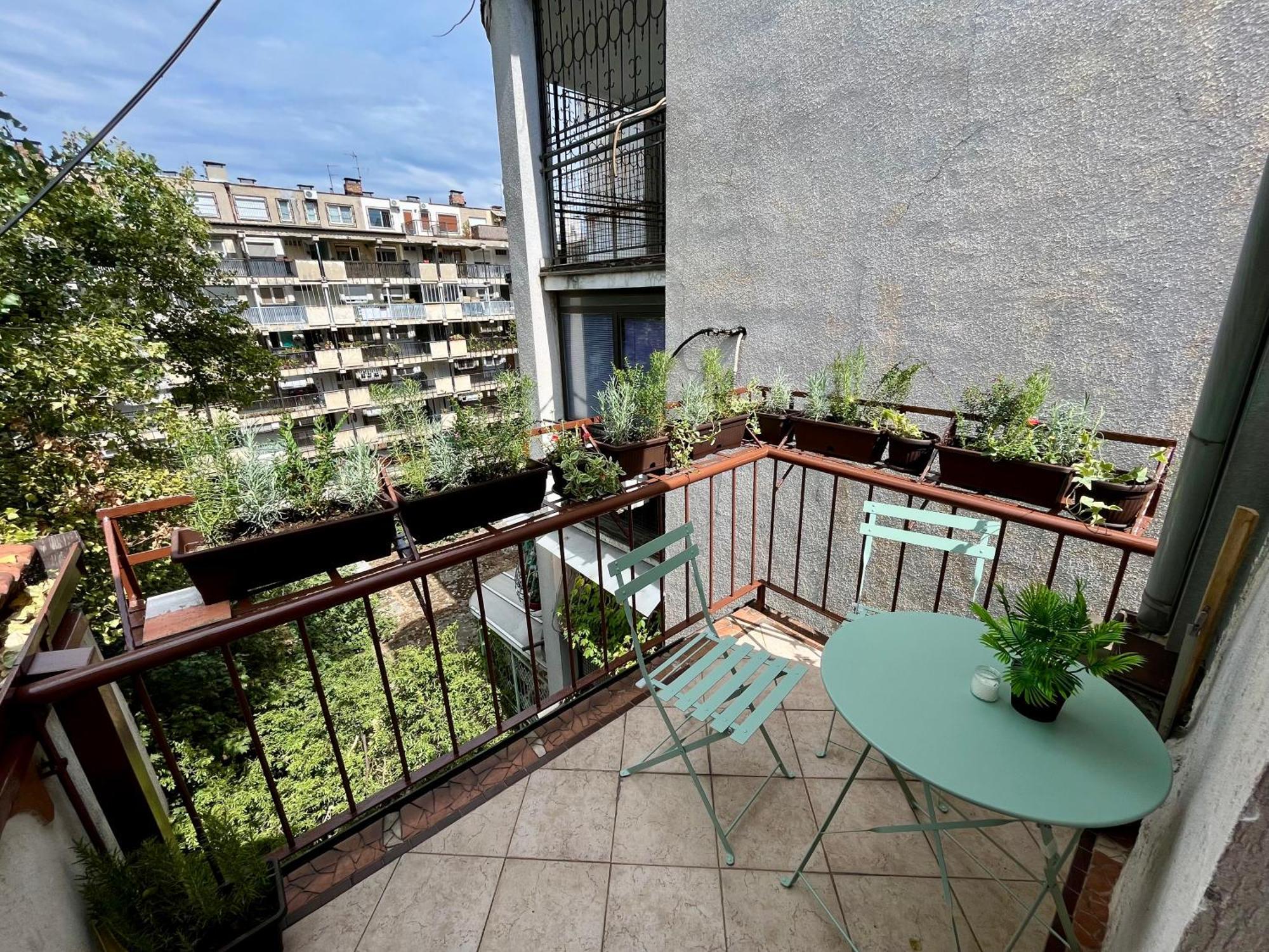 Apartamento Urban Oasis Belgrado Exterior foto